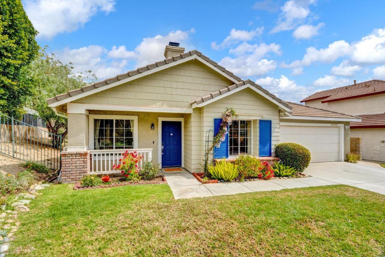 An Beautiful Designed Home In La Suburb For Family Stevenson Ranch Exterior photo