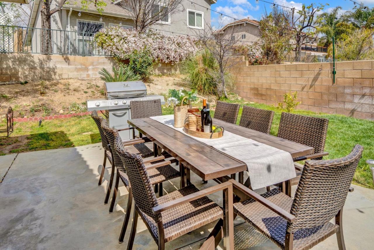 An Beautiful Designed Home In La Suburb For Family Stevenson Ranch Exterior photo